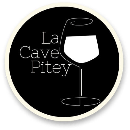Logo de "La Cave Pitey" avec un verre de vin stylisé.